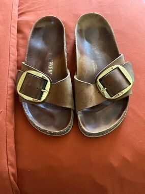 Birkenstock Madrid Big Buckle women’s sandal